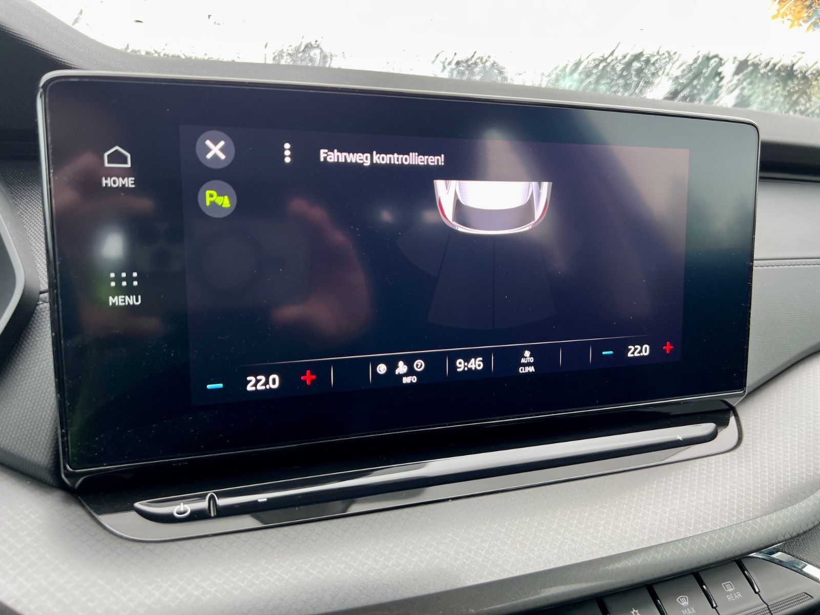 SKODA Octavia Combi 2.0 TDI AAC PDC NAVI AHK LED