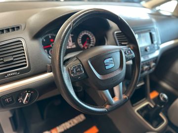 MYAUTOCENTER – Gebraucht- und Jahreswagen mit Werkstattservice in Pfaffenhofen Seat Alhambra *7Sitzer*AHK*TEMPO*NAVI*2-Zonen*