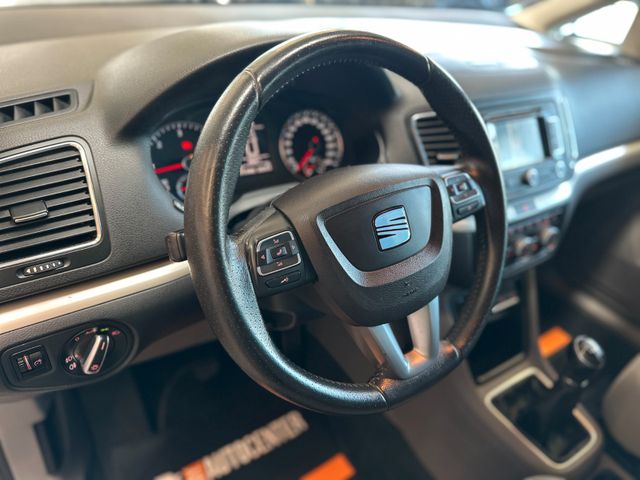 MYAUTOCENTER – Gebraucht- und Jahreswagen mit Werkstattservice in Pfaffenhofen Seat Alhambra *7Sitzer*AHK*TEMPO*NAVI*2-Zonen*