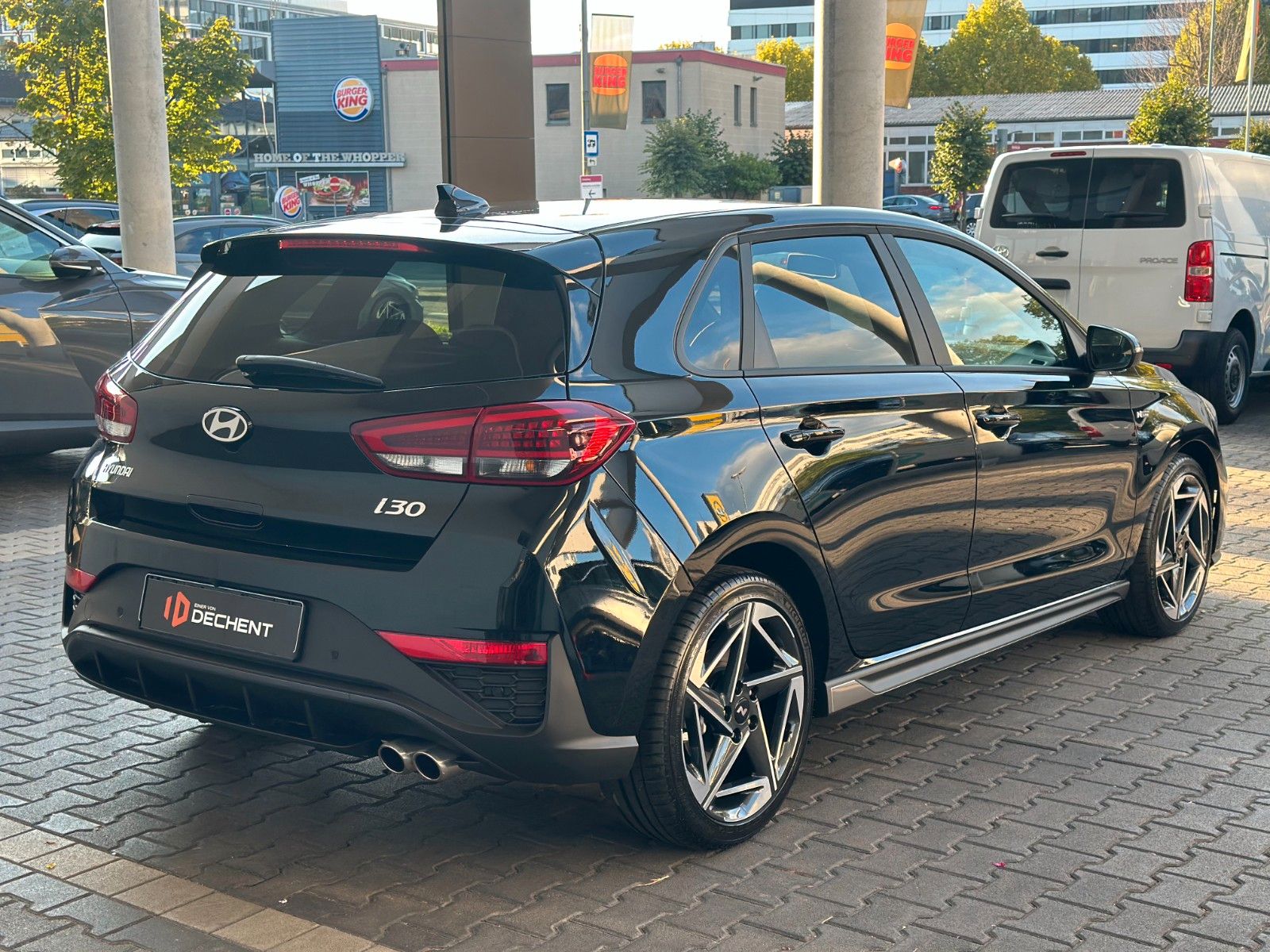 Fahrzeugabbildung Hyundai i30 N Line 140PS DCT Toterwinkel/Navi/SHZ!