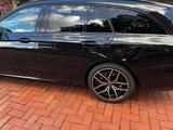 Mercedes-Benz E 400 d 4MATIC T Autom. -AMG-Night-Distr. - Mercedes-Benz E 400 in Bielefeld