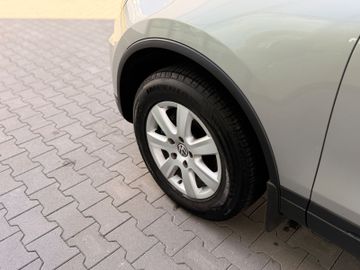 Volkswagen Touareg - 5