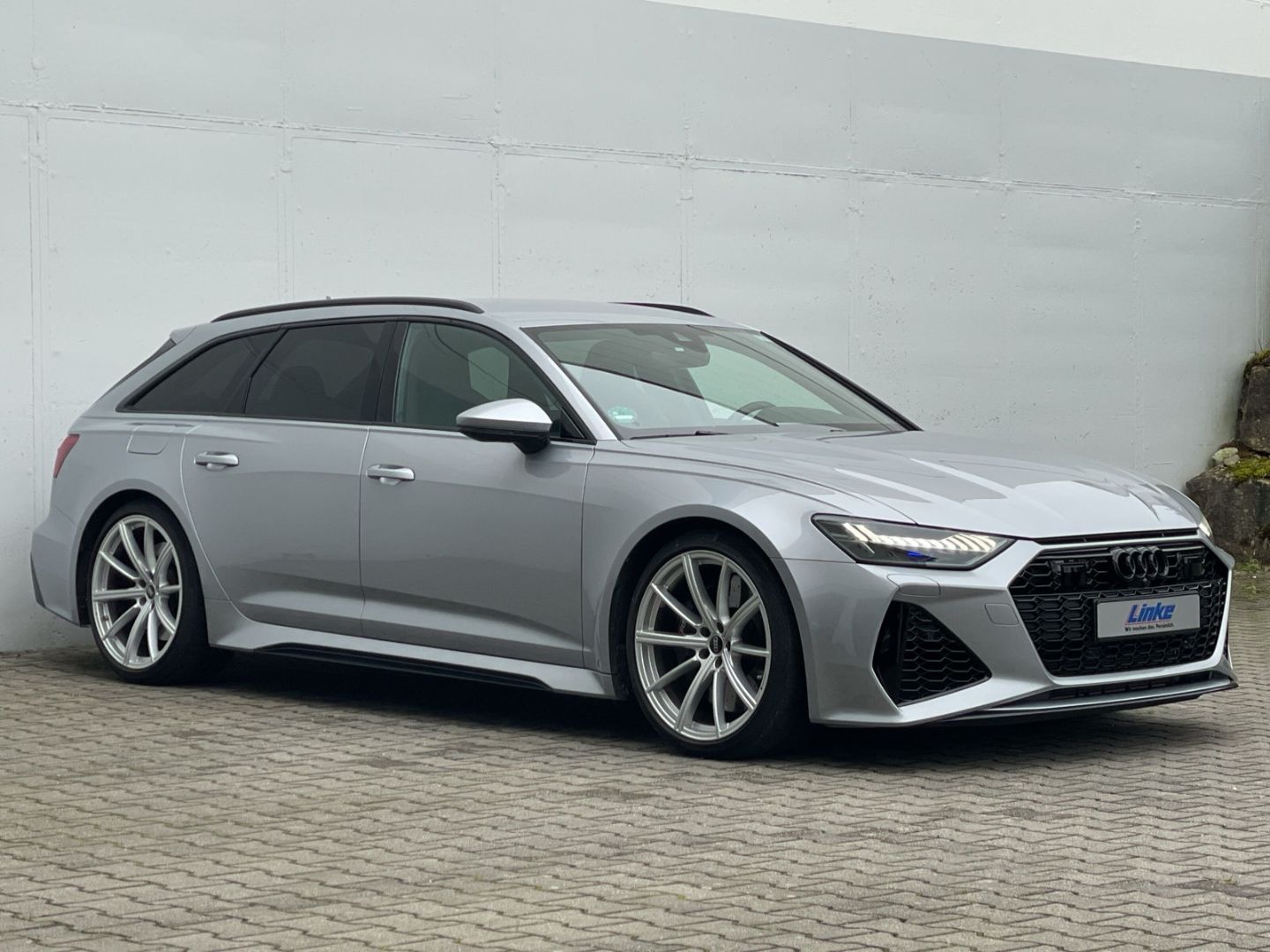 RS6 Avant AHK/B&O/RS-AGA/Matrix/AIR susp/280km/h