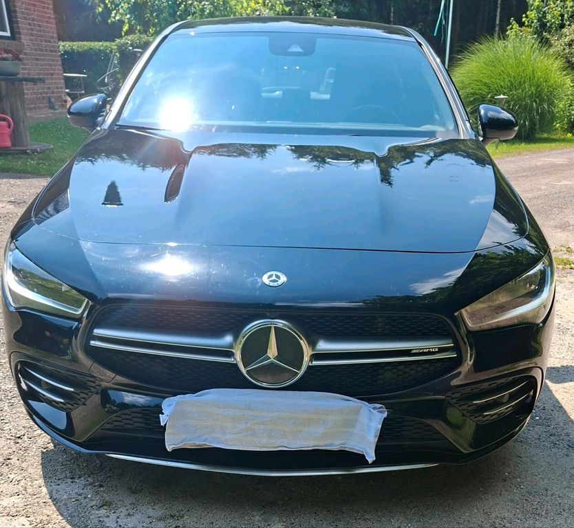 Image of Mercedes-Benz CLA 35 AMG Shooting Brake