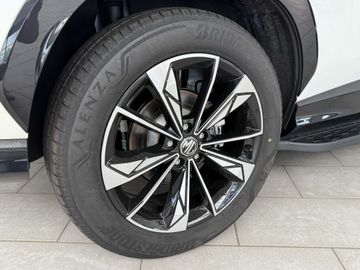 MG HS PHEV Luxury