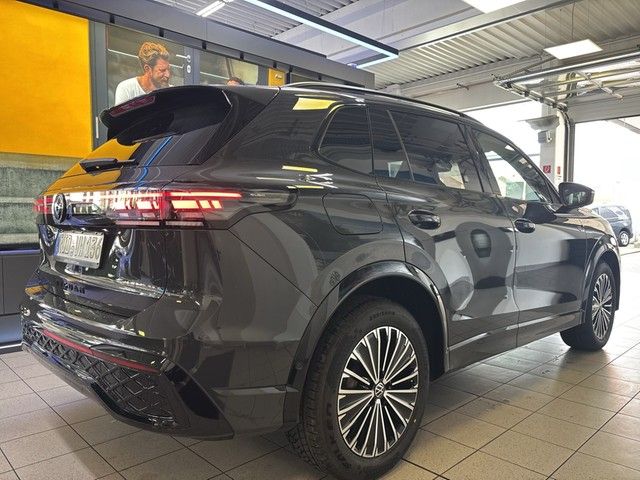 Volkswagen Tiguan R-Line 1.5 eTSI LED KAMERA HUD MASSAGESIT foto 4