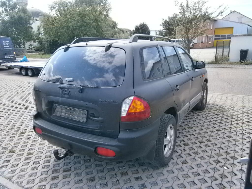 Hyundai SANTA FE