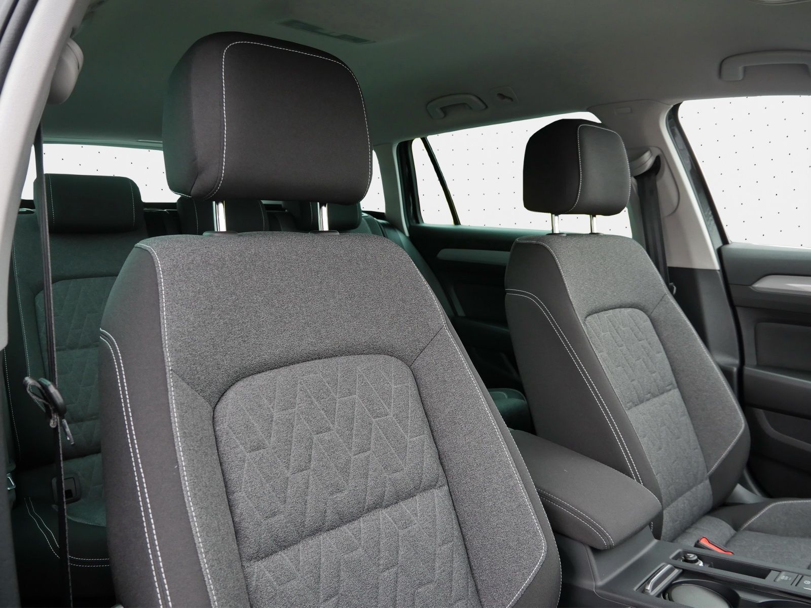 Volkswagen Passat Variant - Bild 10