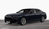 BMW M760e xDrive Limousine M Sportpaket Pro B&W Pano