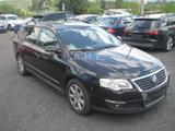 Volkswagen Passat Variant 1.6 Sportline*KLIMAAUT*STANDHZ*SH - gebrauchte Volkswagen Passat Variant aus dem Jahr 2006