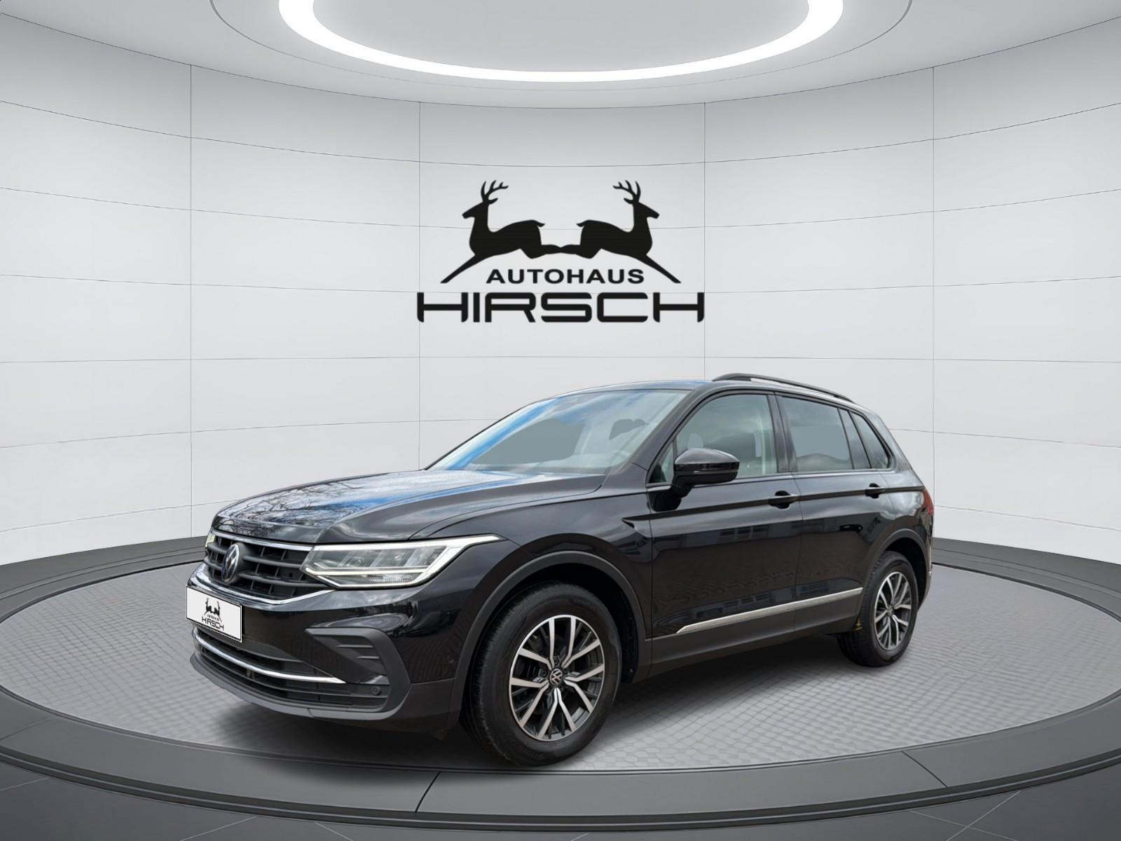 Volkswagen Tiguan Life 2.0 TDI ACC PANO AHK SHZ