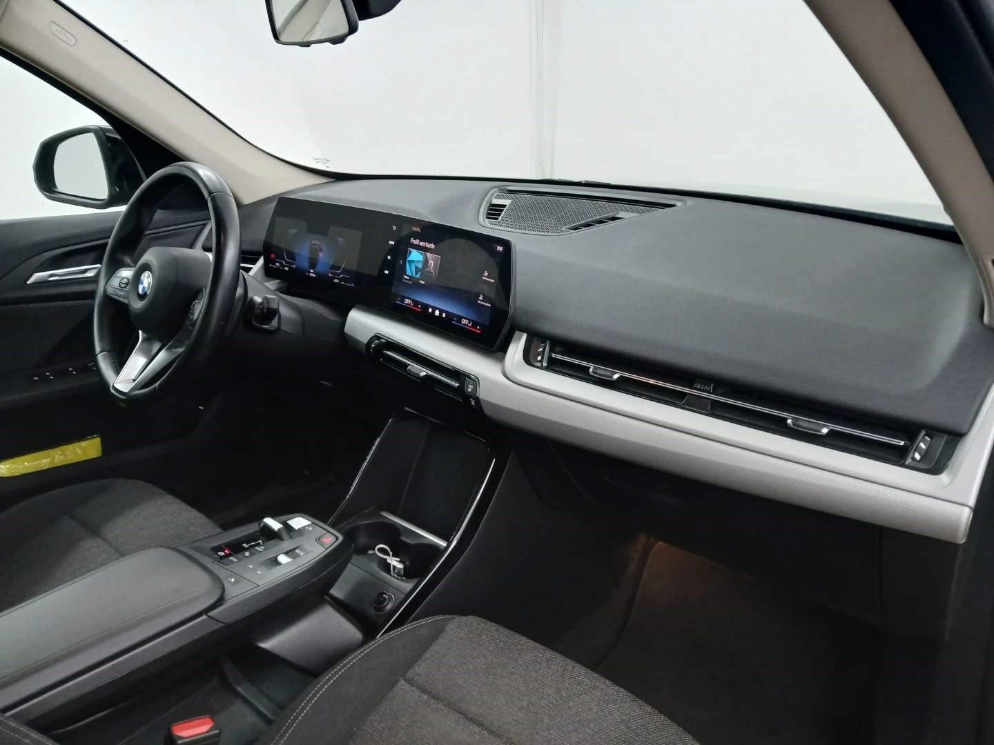 BMW X1 sDrive18d Navi AHK Kamera DAB LED foto 5