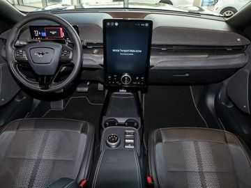 Ford Mustang Mach-E GT Allrad Panoramad. Digi-Cockpit