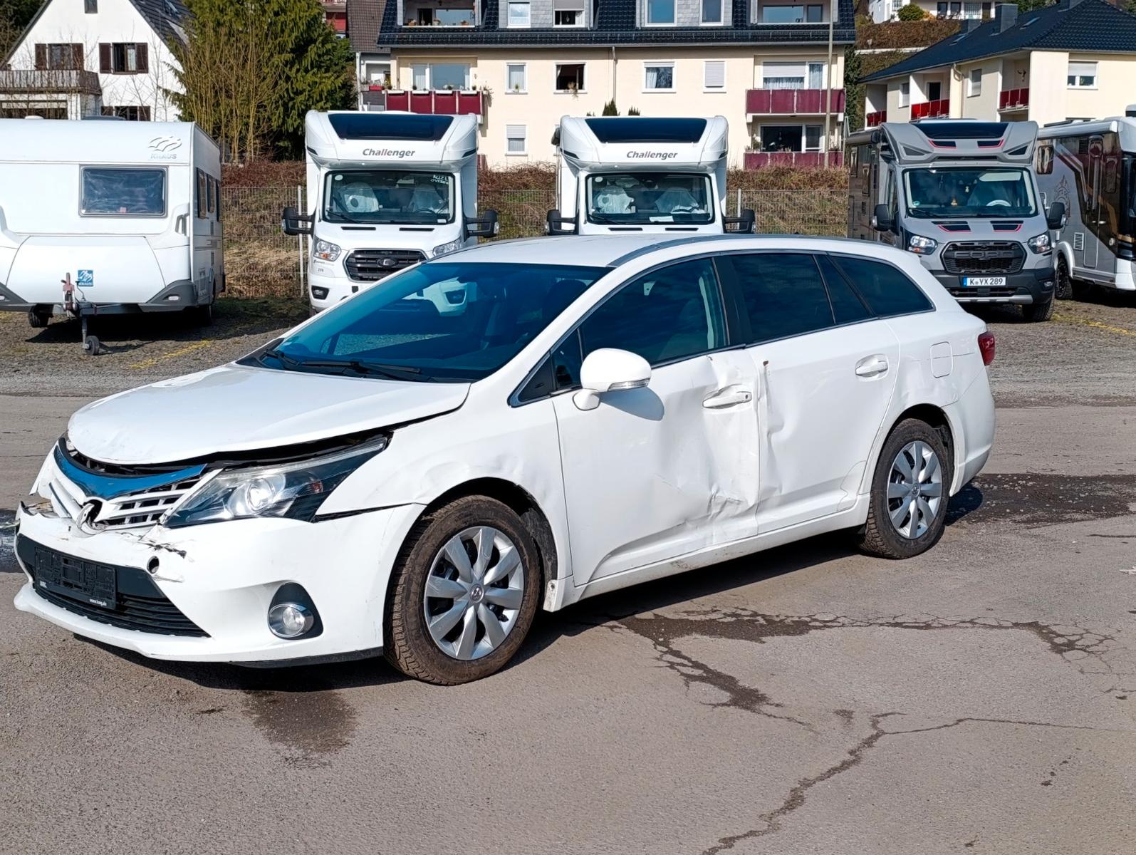 Toyota Avensis Kombi Edition