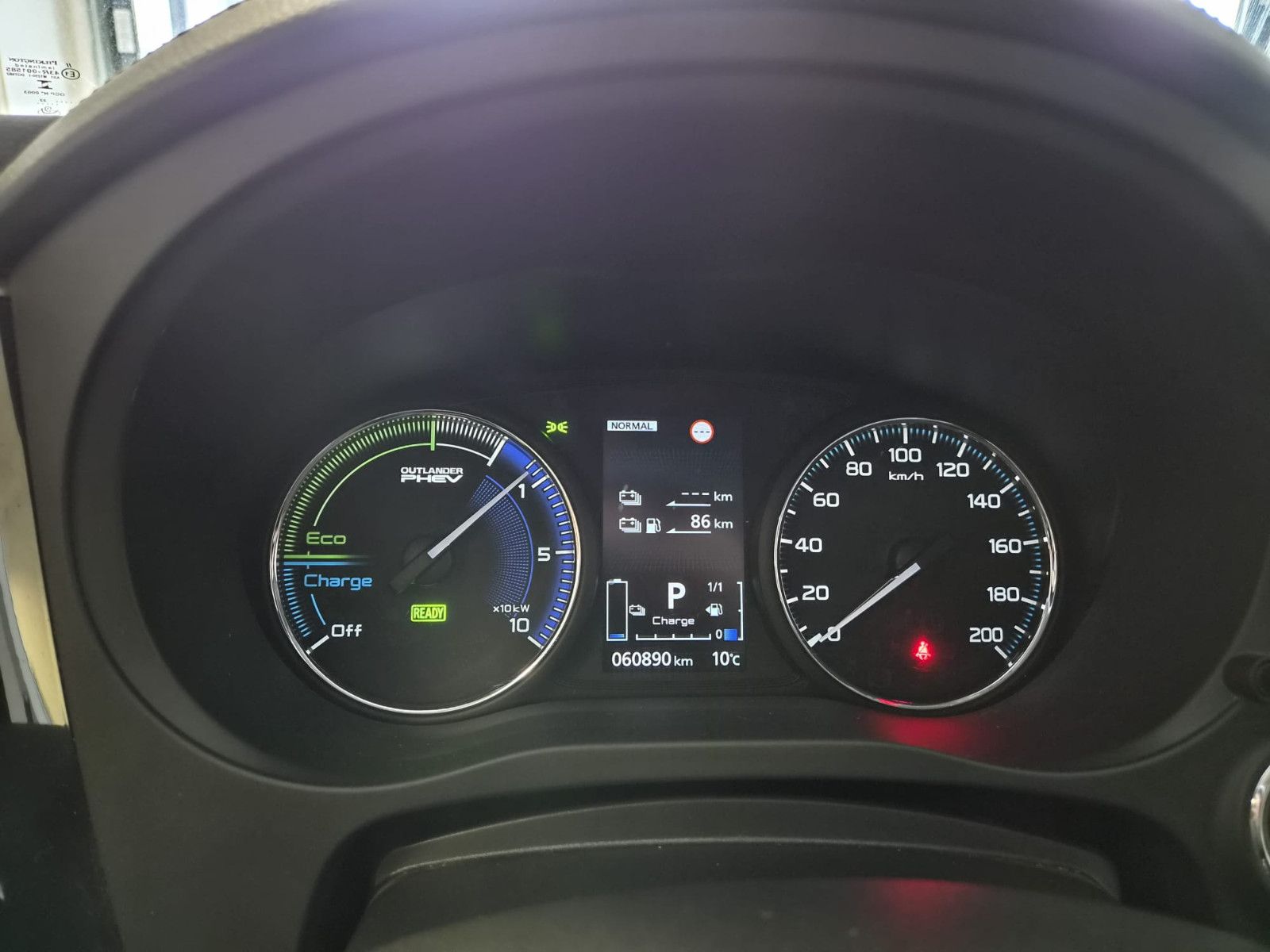 Fahrzeugabbildung Mitsubishi Outlander PHEV Basis Spirit 4WD / KAMERA /