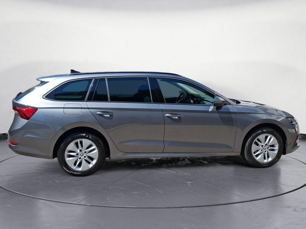 Skoda Octavia 2023 г. Серый, пробег 58333 км