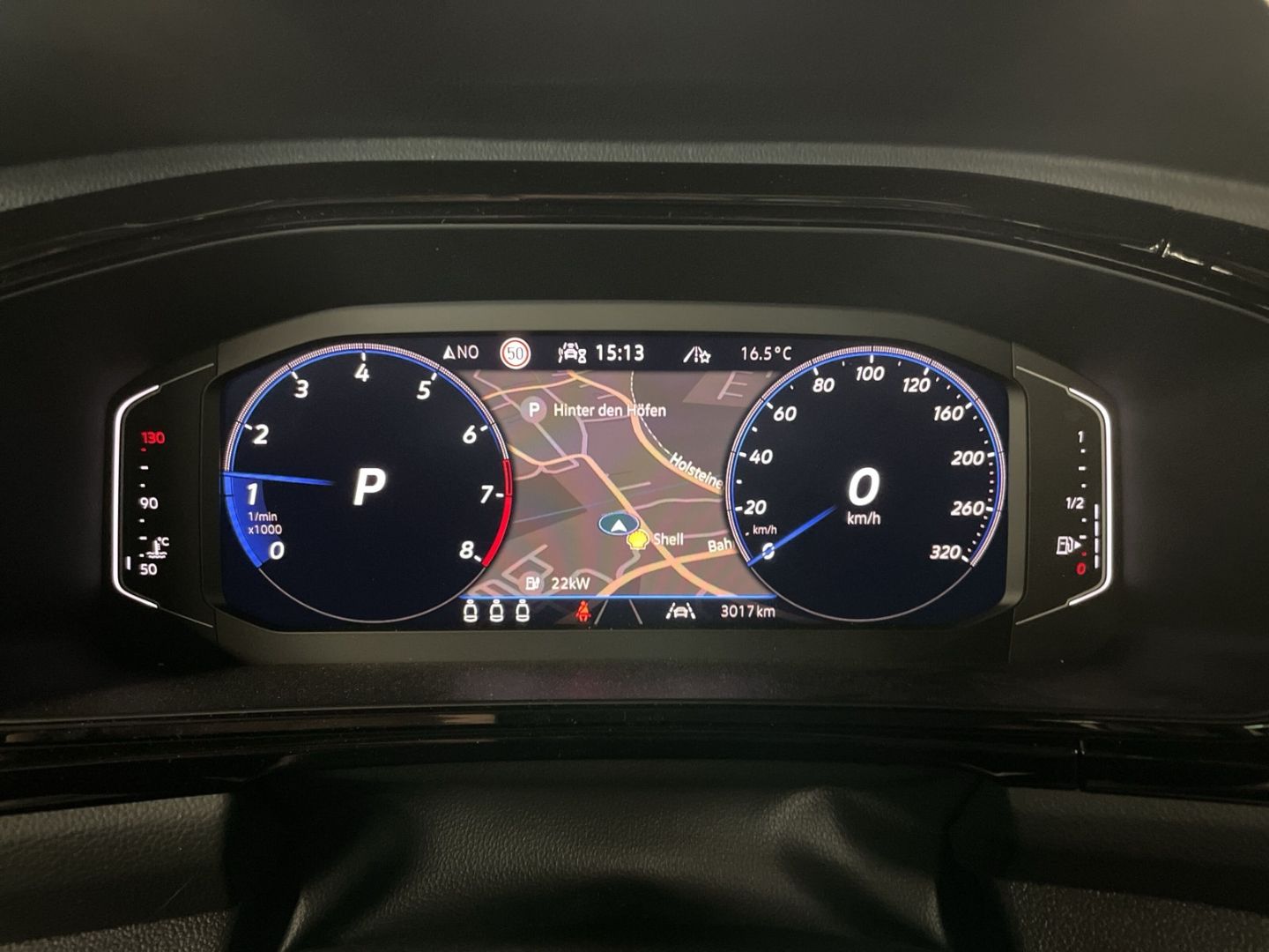 Fahrzeugabbildung Volkswagen T-Roc R 2.0 TSI 4Motion AHK Panodach Navi LED Bl