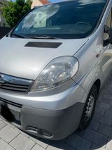 Opel Vivaro TÜV NEU - Opel Vivaro aus 2009