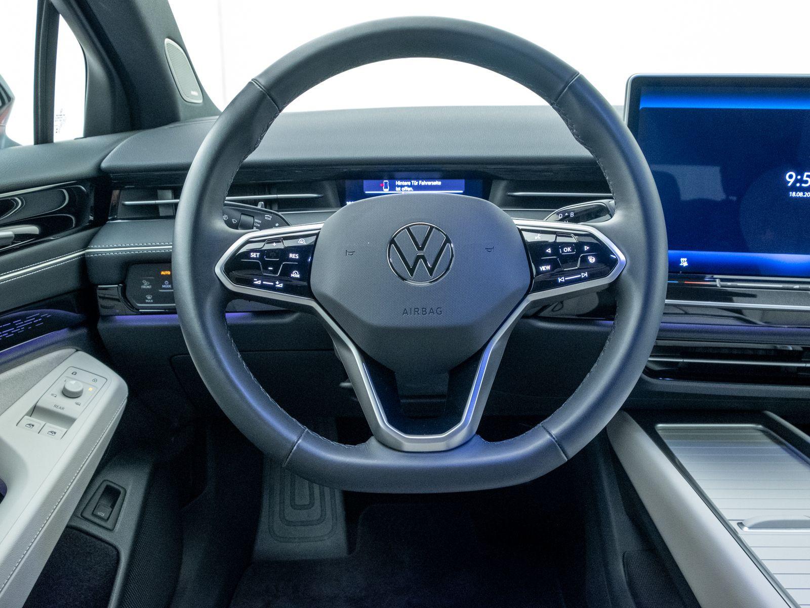 Volkswagen ID.7 Tourer Pro *WÄRMEPUMPE*360°*APP*ACC*MATRIX*