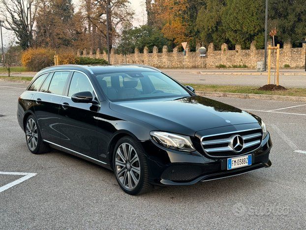 Mercedes-Benz Mercedes-benz E 220 Sport