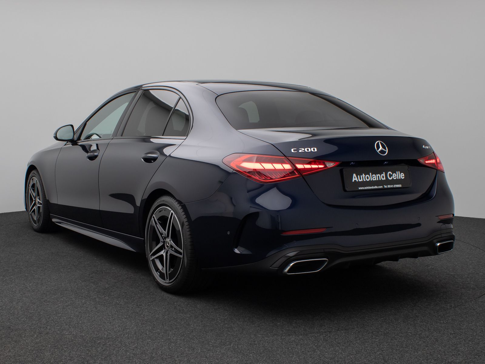 Fahrzeugabbildung Mercedes-Benz C 200 4Matic AMG Burmester Kamera Garantie 12/28
