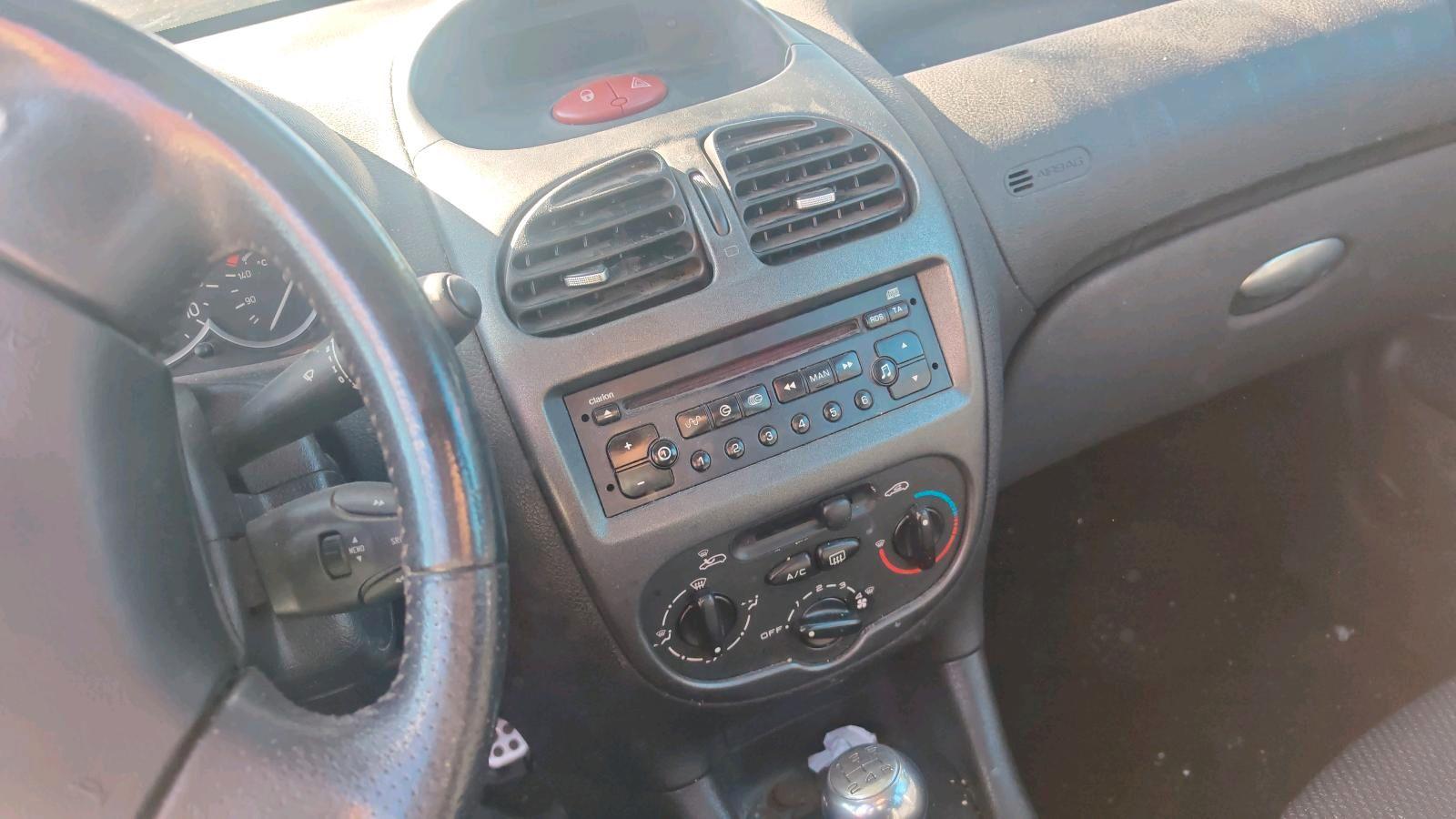 Peugeot  2006 — photo 7