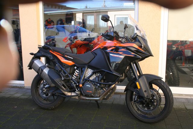 KTM 1090 Adventure Erstbesitz Hauptständer