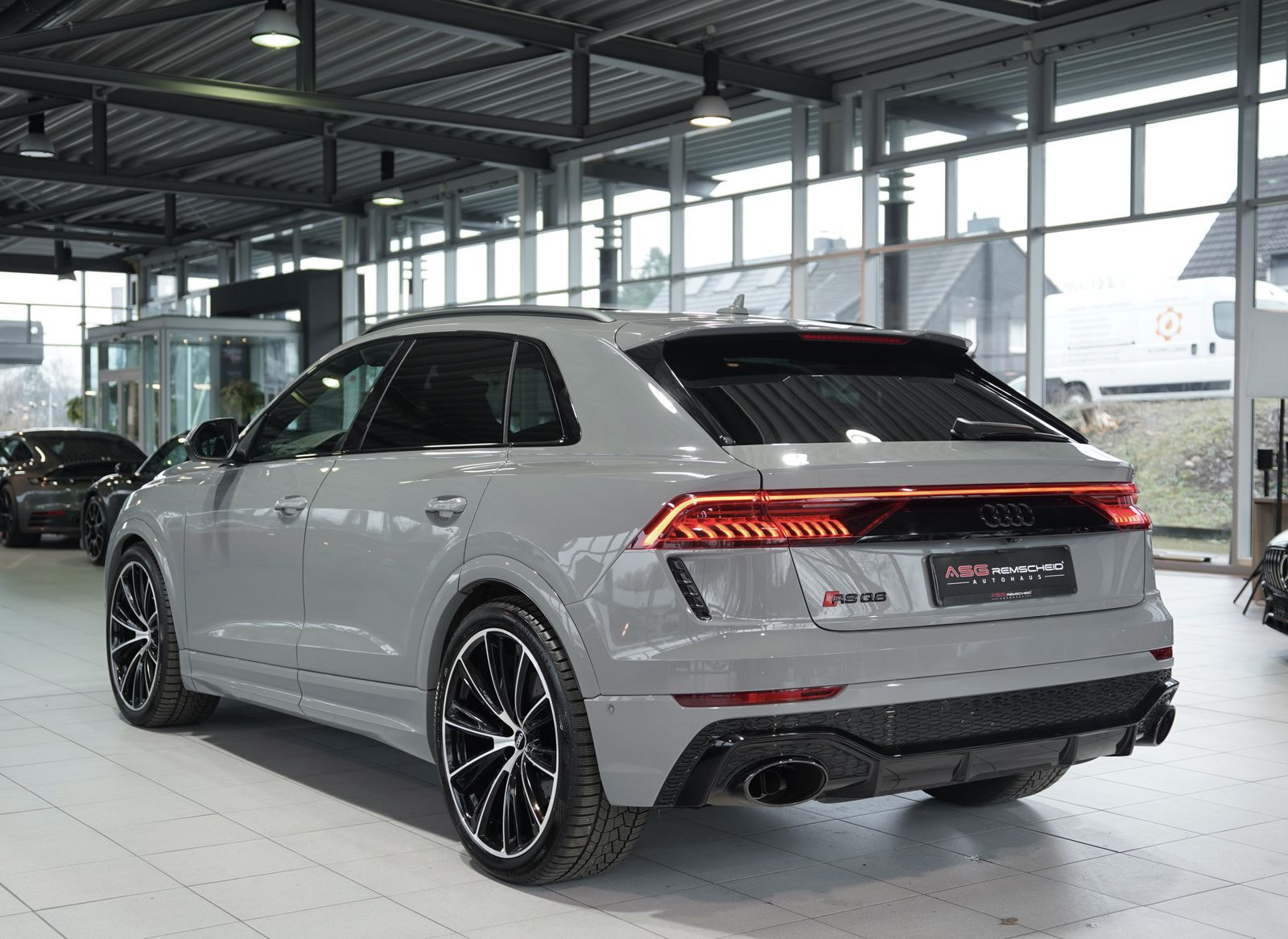 Audi Rsq8