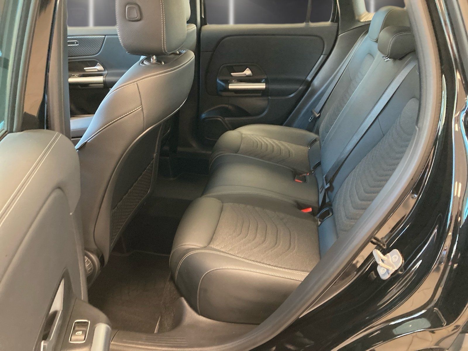 Fahrzeugabbildung Mercedes-Benz GLA 200 Progressive*AHK*Totwink*360°*LED*Easy-P*