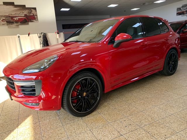 Porsche Cayenne GTS Navi Leder