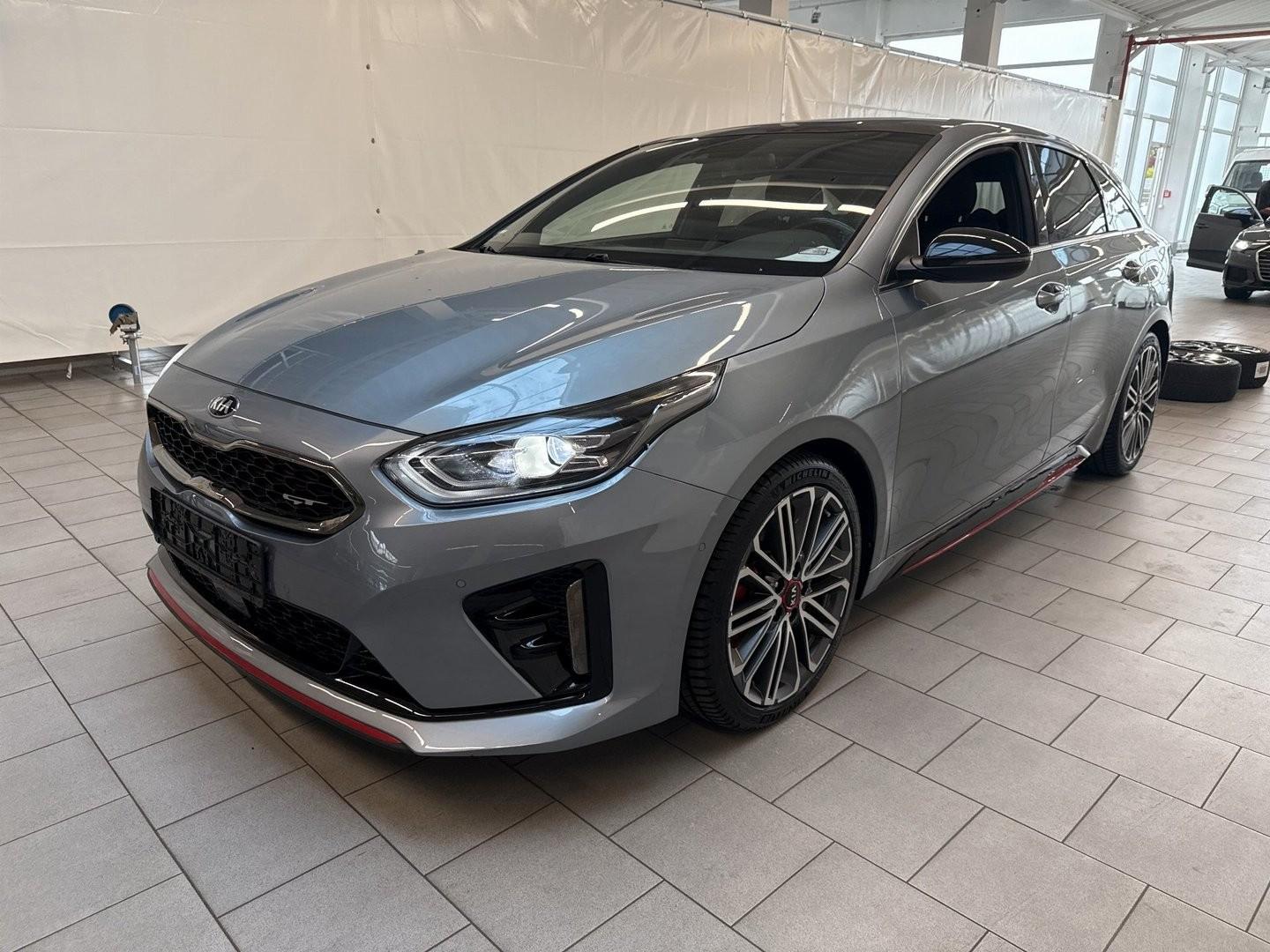 Kia ProCeed 1,6 T-GDI DCT "GT"