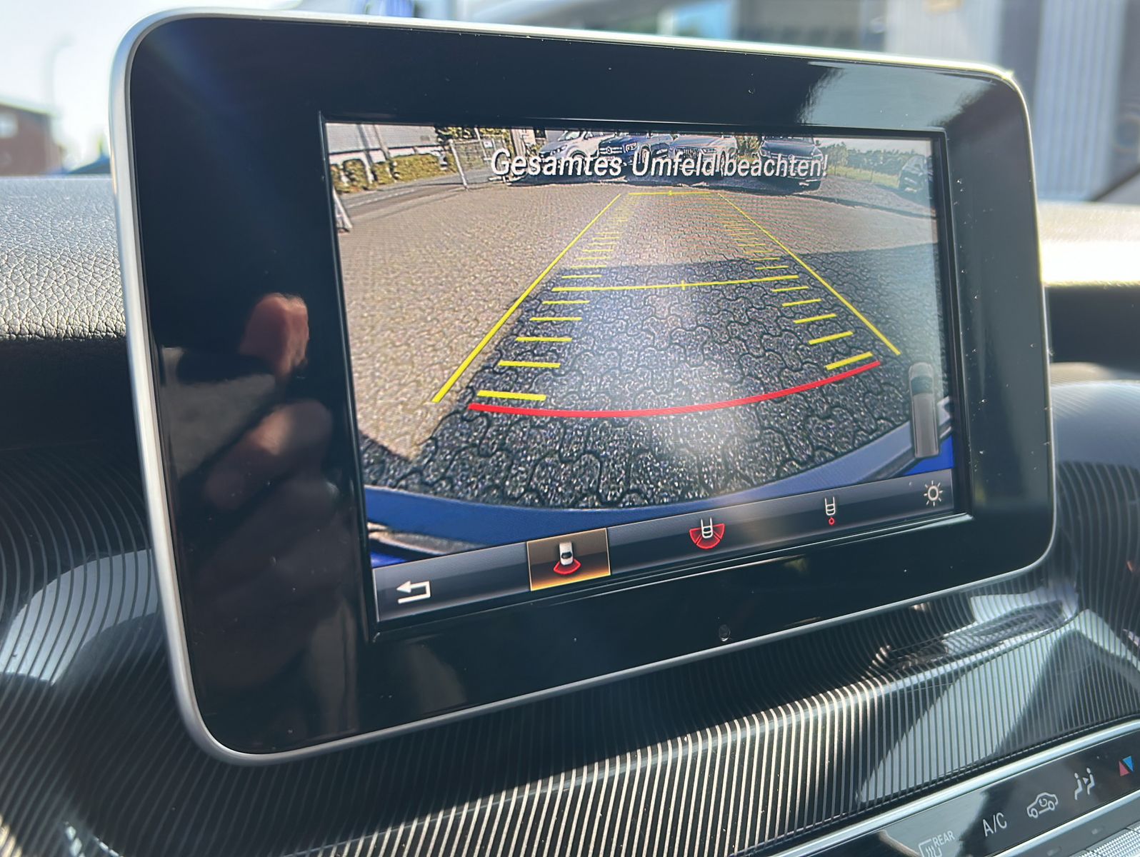 Fahrzeugabbildung Mercedes-Benz V 220 d EDITION kompakt
