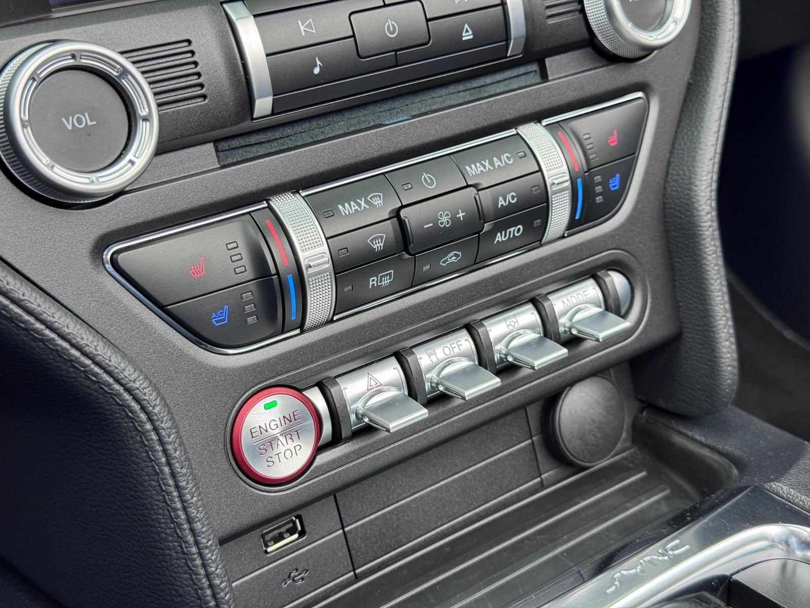 Fahrzeugabbildung Ford GT 5.0 CS CONVERTIBLE/MAGNERIDE/B&O/KLAPPEN-AGA