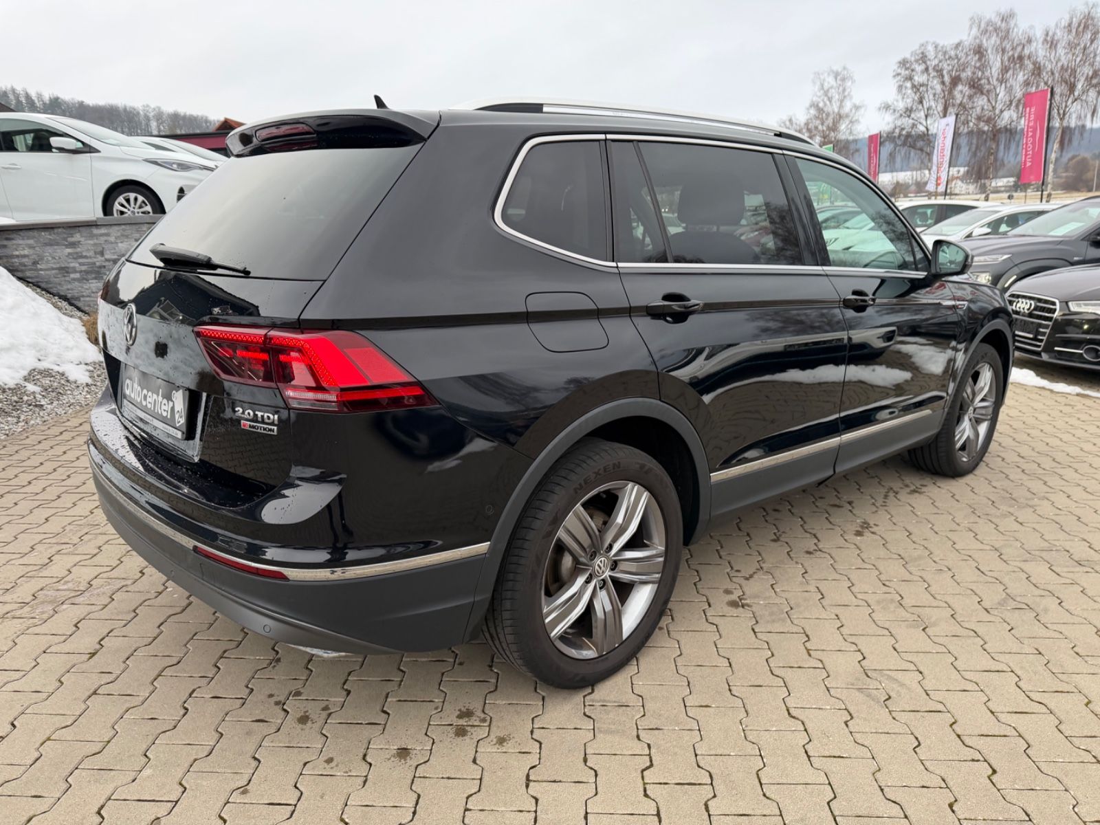 Fahrzeugabbildung Volkswagen Tiguan Allspace 4Motion°7 Sitzer°DSG°AHK°LED°