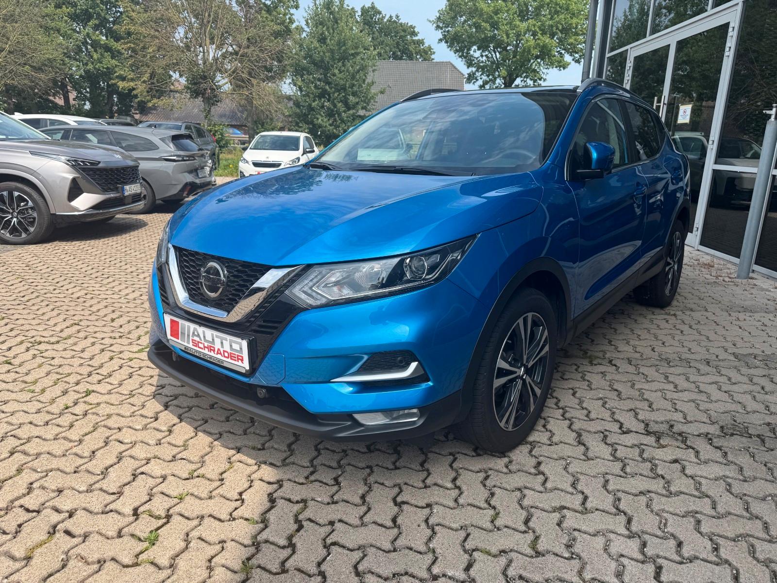 Nissan Qashqai 1.3 DIG-T 140 ZAMA Panorama, 360° Kamera