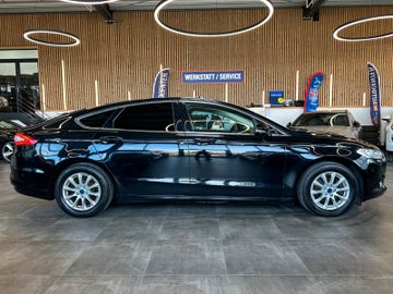 Ford Mondeo Lim. Titanium *AHK*Park*