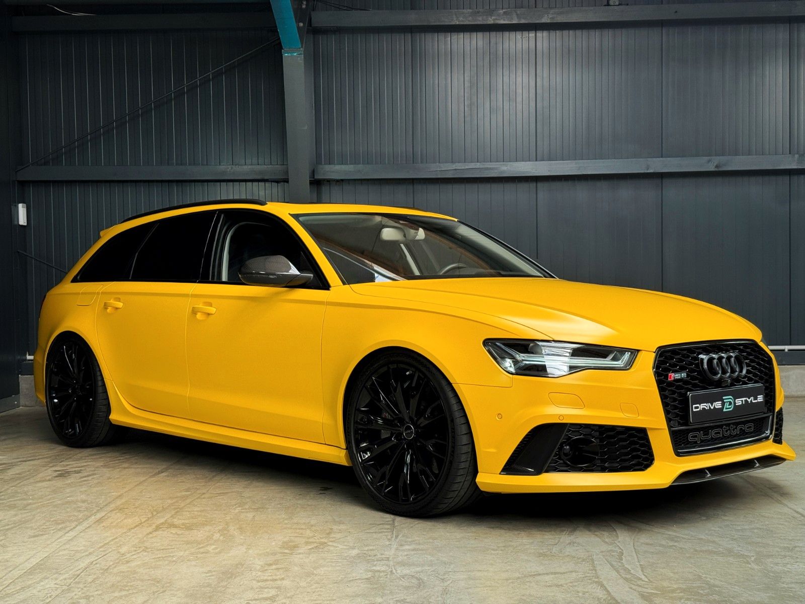 Fahrzeugabbildung Audi RS6 RS 6 Avant 4.0 TFSI quattro