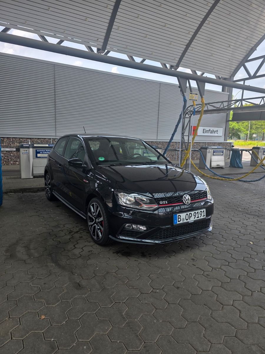 VW Polo 1.8 TSI DSG GTI GTI
