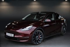 TESLA Model Y Performance AWD MY2023*AHK*Unfallfrei