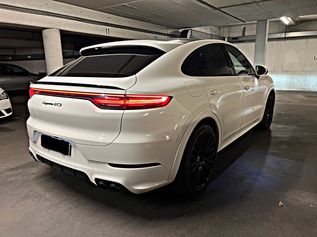 Image of Porsche Cayenne