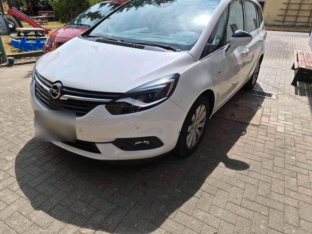 Image of Opel Zafira Tourer