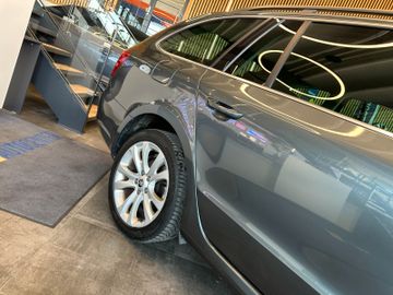 Skoda Superb Combi Exclusive *Navi*BiXenon*