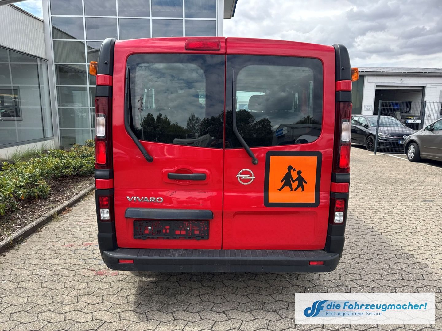Fahrzeugabbildung Opel Vivaro B Kombi Combi 9Si. L1H1 2,7t *7152 *EXPOR