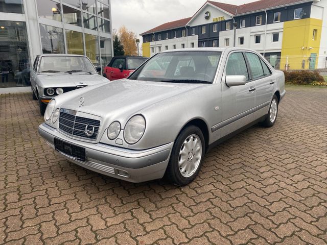 Mercedes-Benz E 280 Lim Elegance  , 1.Hand ,  90TKM
