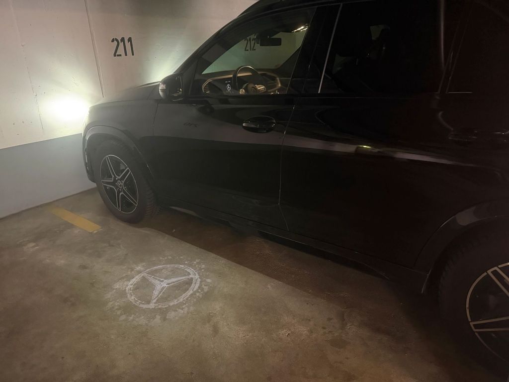 Image of Mercedes-Benz GLE 450