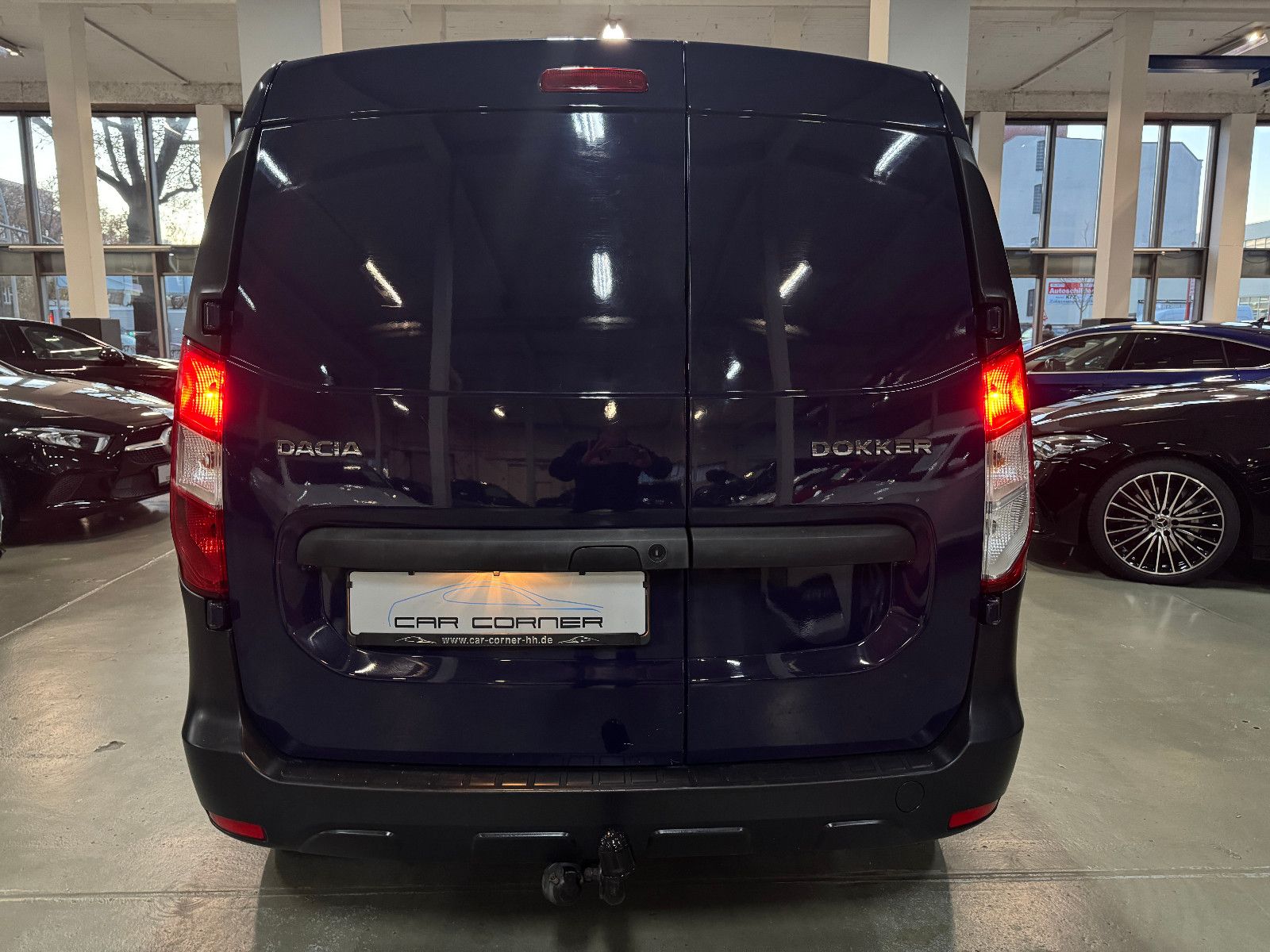 Fahrzeugabbildung Dacia Dokker Express Ambiance 1.6 LPG GAS NAVI AHK SHZ