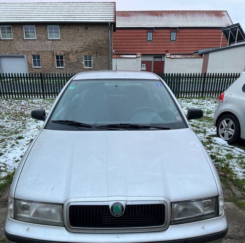 Skoda Octavia 1.6