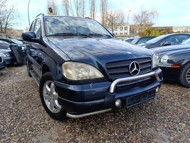 Mercedes-Benz ML320-AHK-AUTOMATIK-ALU-LEDER-ALLRAD-BRABUS-SHZG