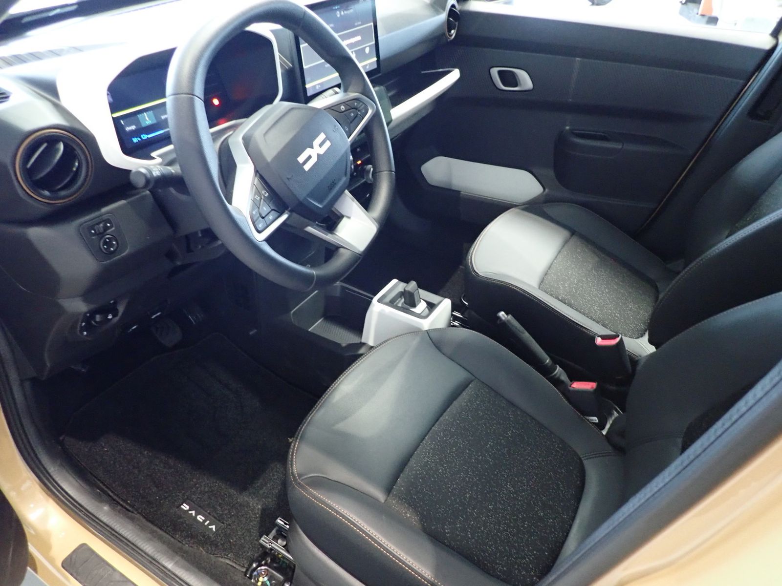 Fahrzeugabbildung Dacia Spring ELECTRIC 65 EXTREME , NAVI,AC,EPH,KAMERA