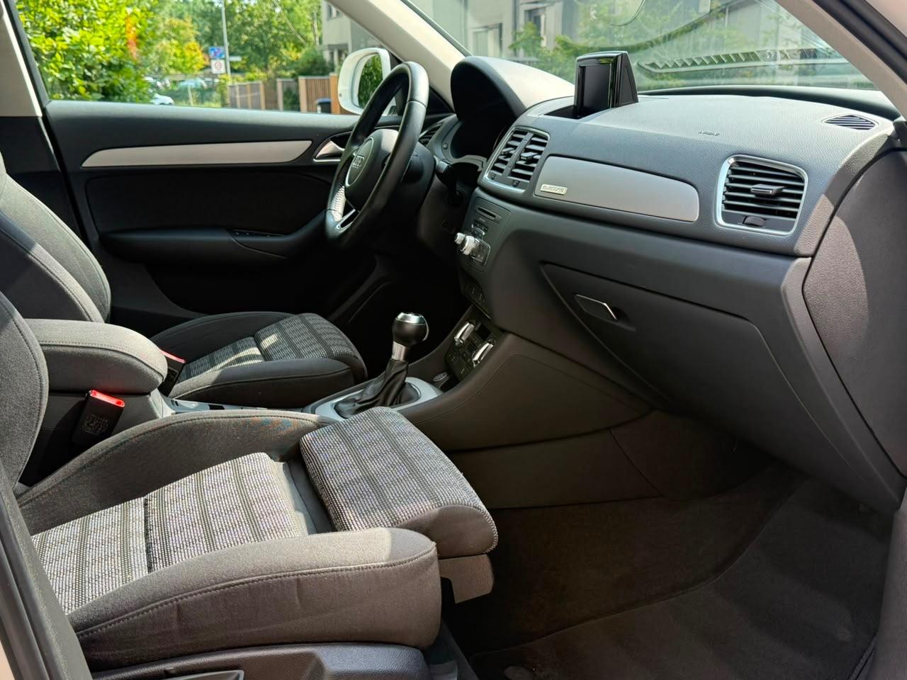 AUDI Q3 - 2.0 TFSI QUATTRO - 170 CV -  BVA - VOLANT EN CUIR